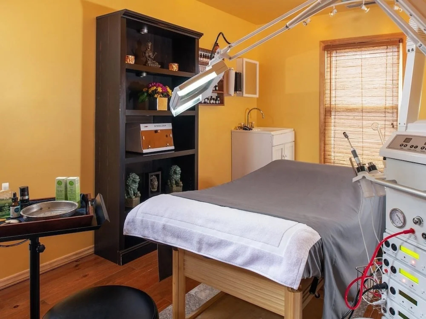 Pipestem Spa Event Center and Mountain Chalets