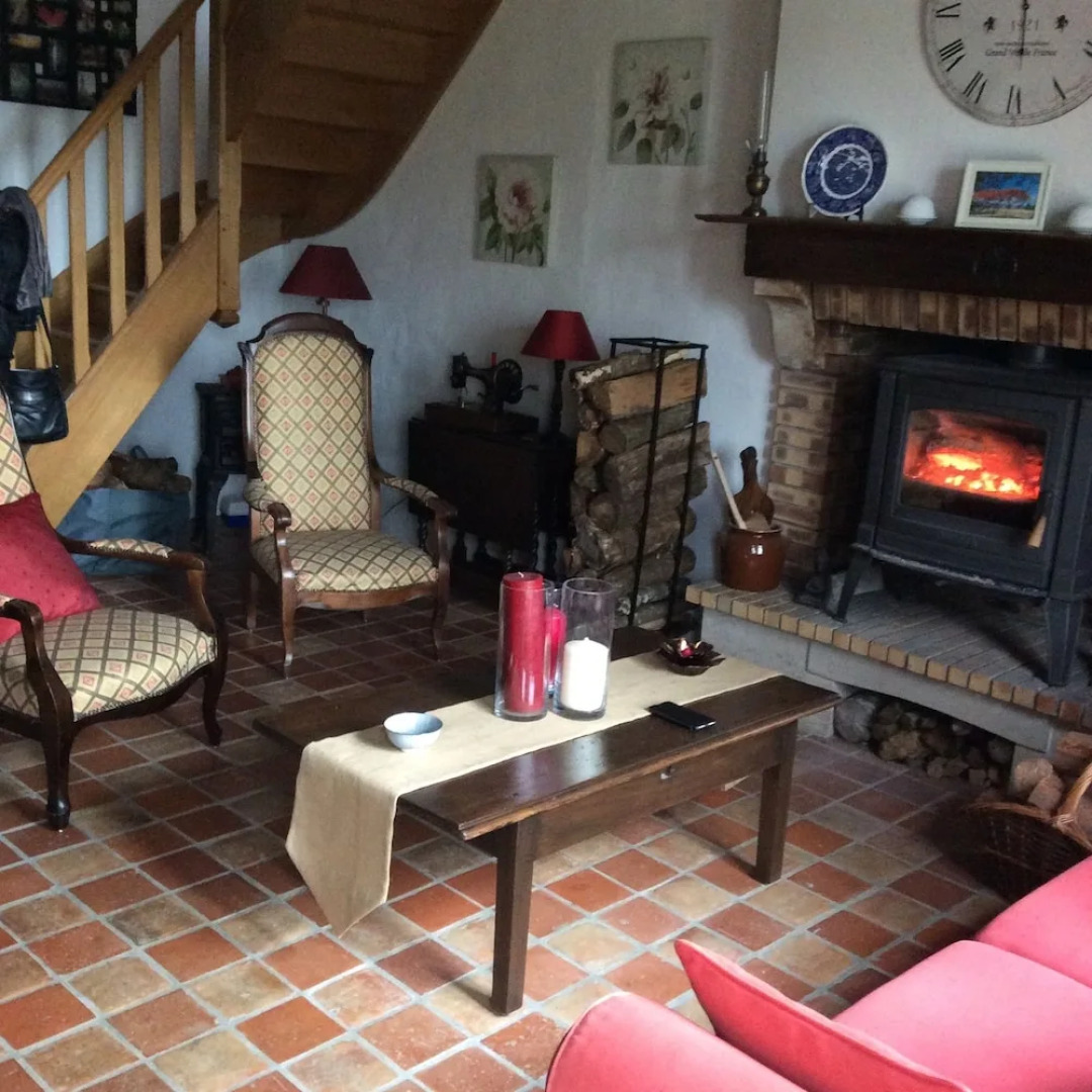 House With 3 Bedrooms in Dampierre Sous Bouhy, With Enclosed Garden