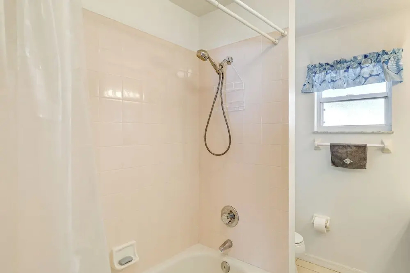 7 Mi to River & Ocean: Family Getaway in Sebastian