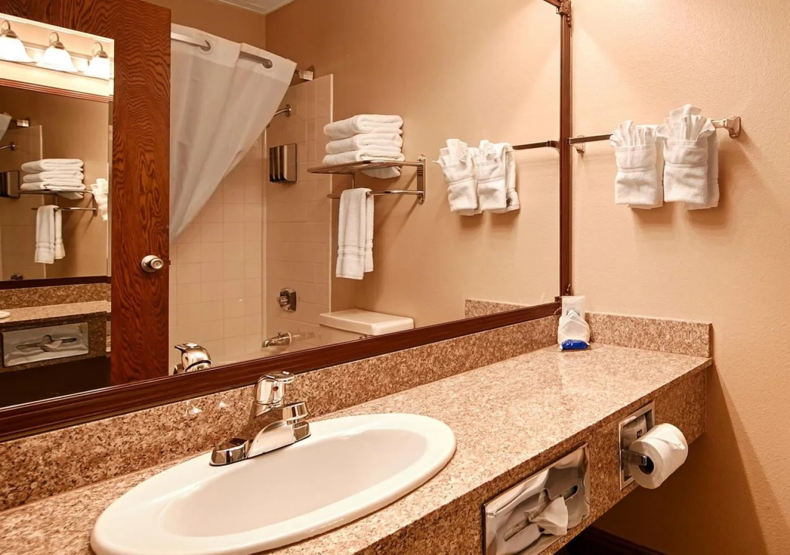 Best Western Golden Lion Hotel