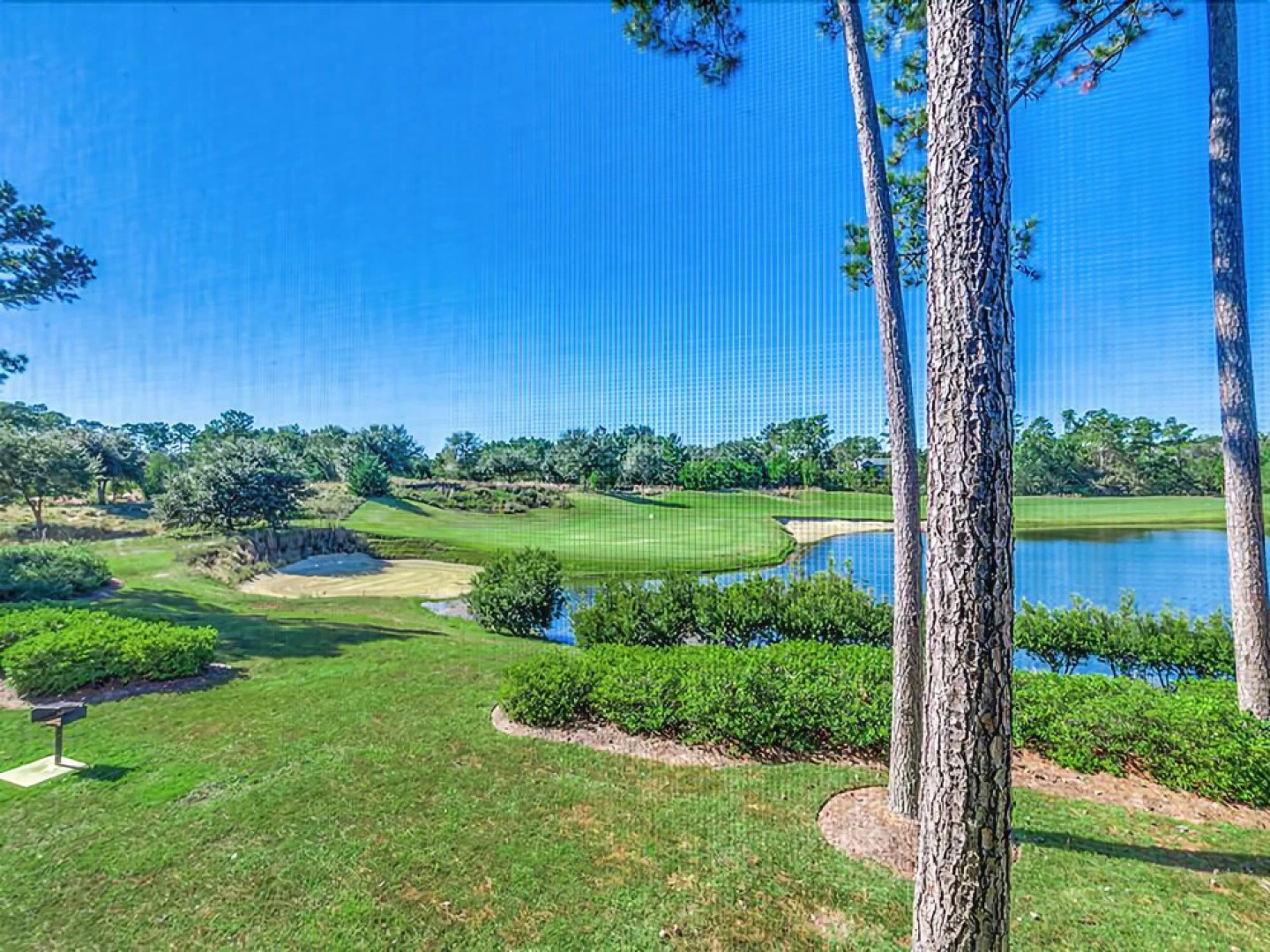 #57C True Blue - 3 Br condo by RedAwning