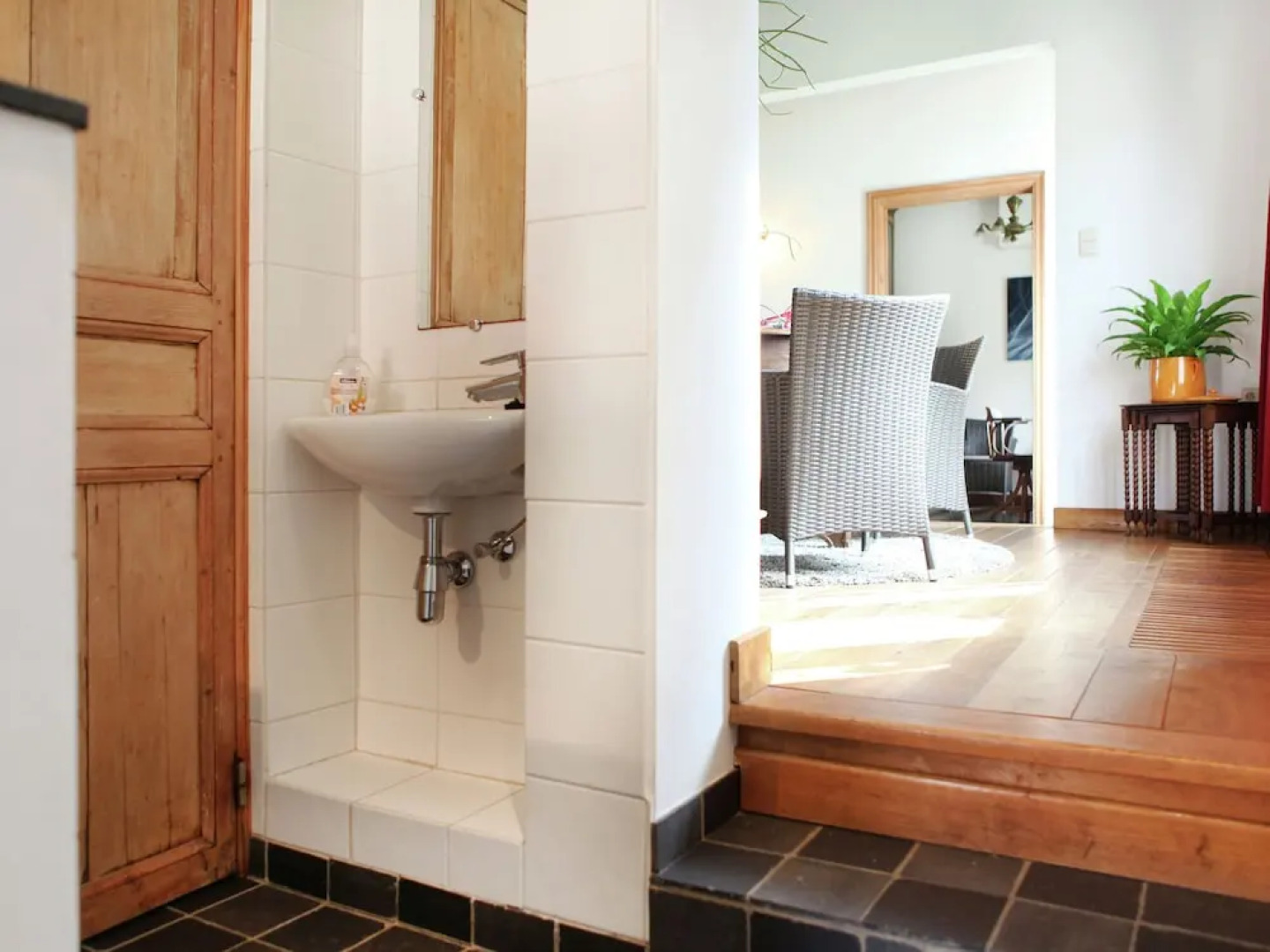 Luxurious Holiday Home in Wingene With Forest Near