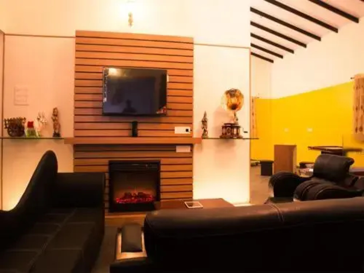 Grape County Eco Resorts