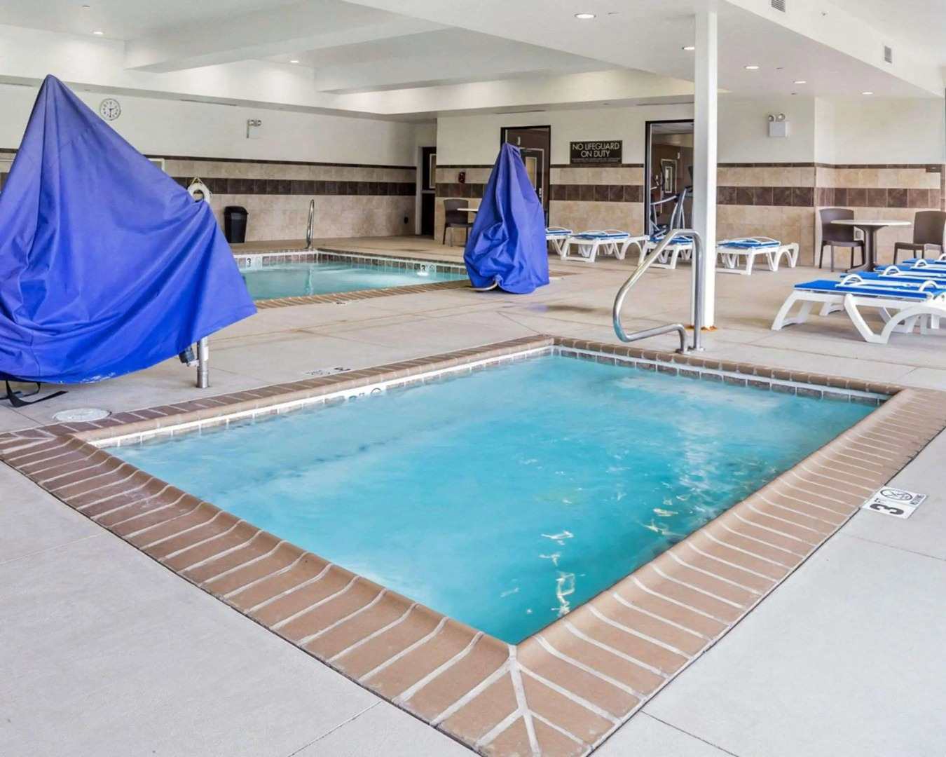 Comfort Suites Airport - University