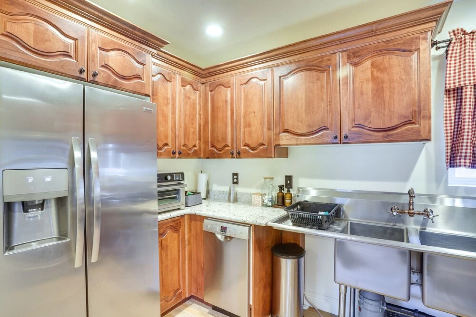 Convenient Cedar City Studio < Half-mi to Downtown