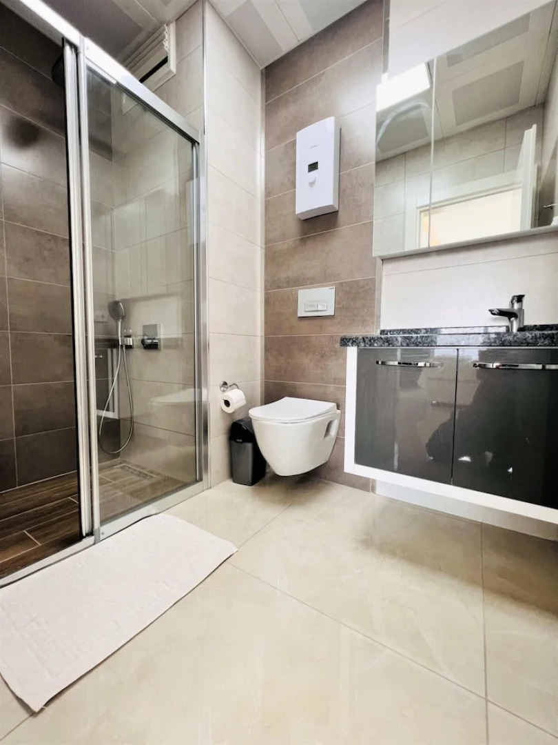 Villa With Private Pool and Terrace in Alanya