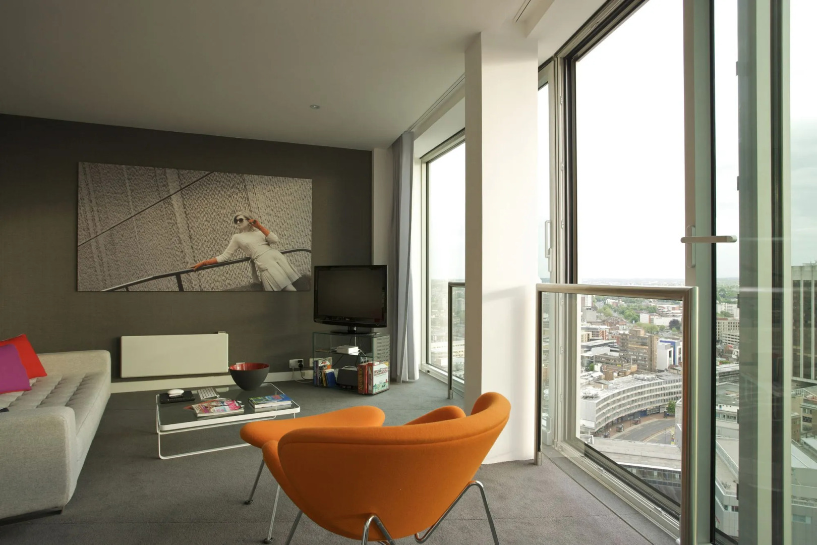 Staying Cool At Rotunda, Birmingham - Serviced Apartments
