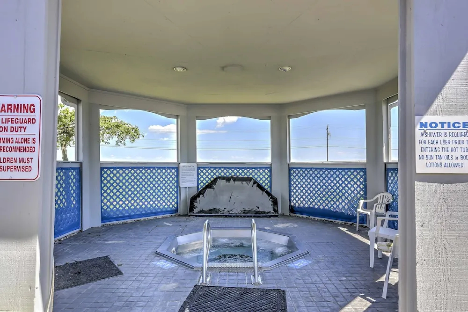 Charming Port Clinton Condo w/ Community Amenities