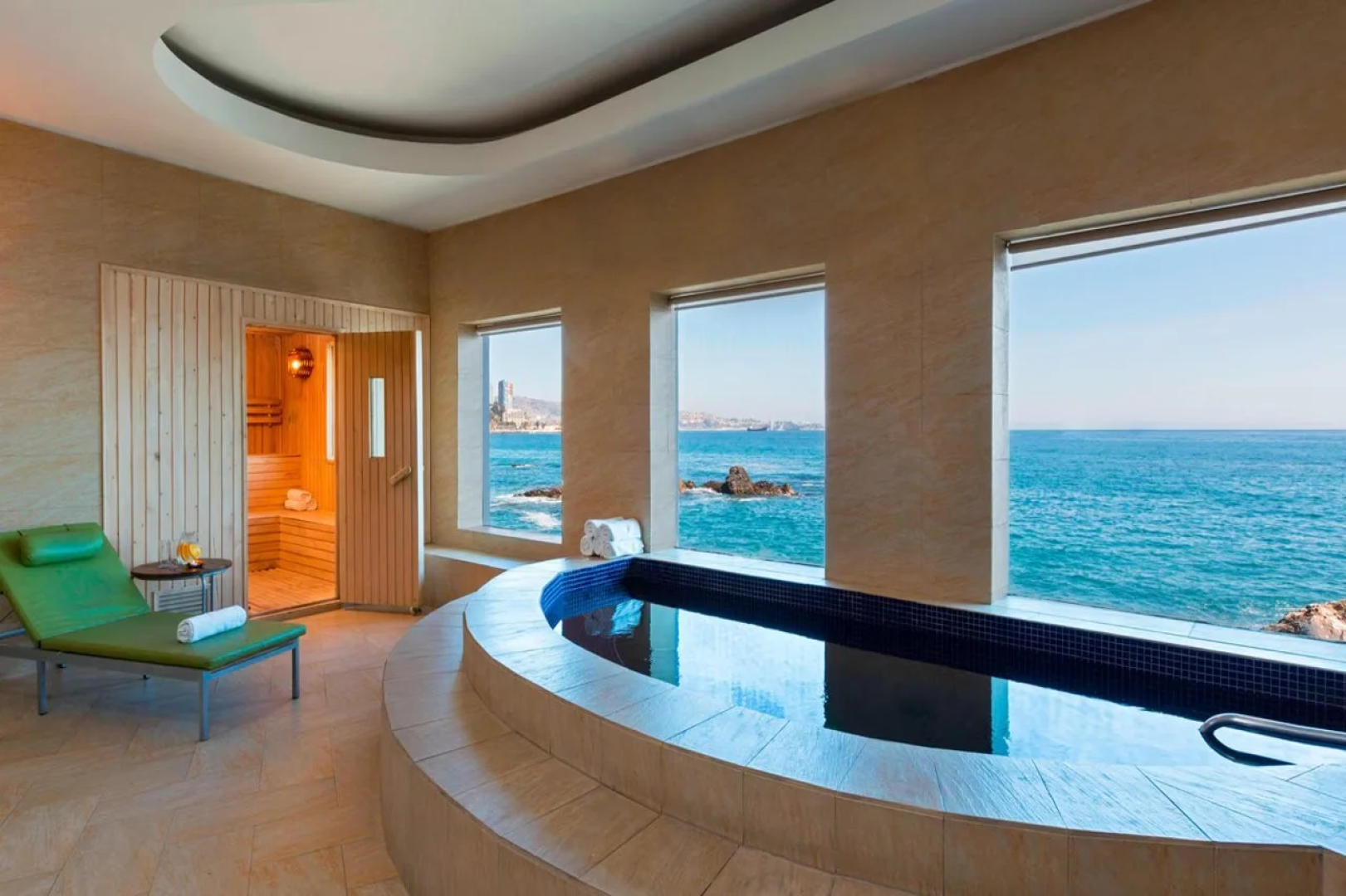 Sheraton Miramar Hotel & Convention Center
