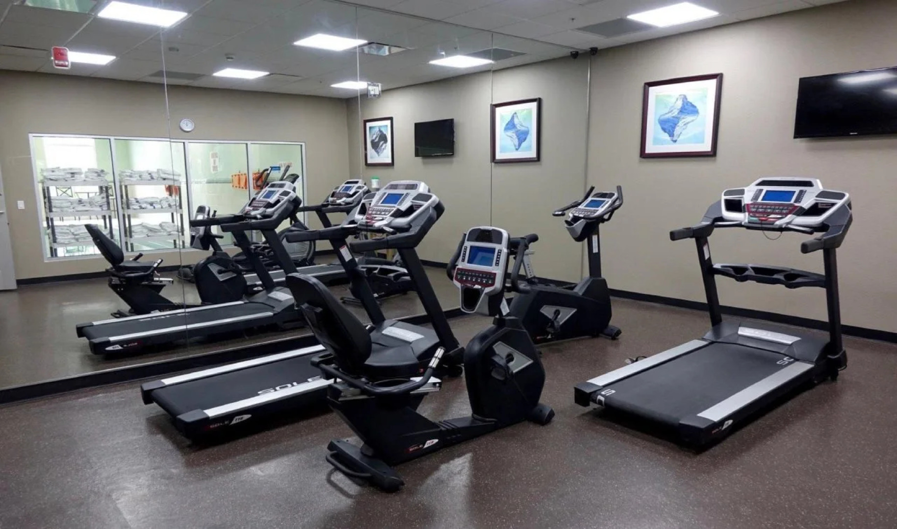 Holiday Inn Express & Suites Oshawa Downtown - Toronto Area by IHG