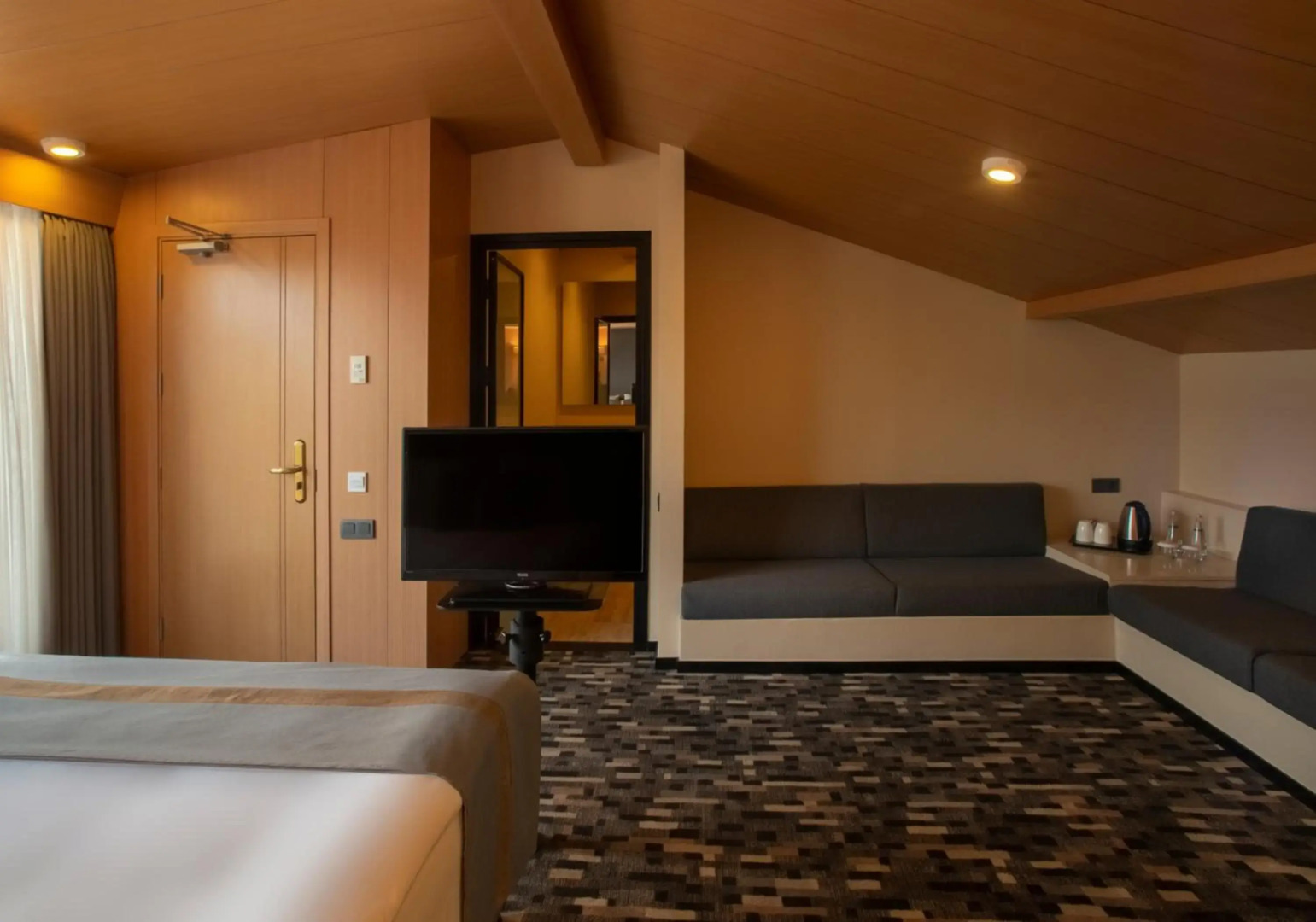 Tan Hotel - Special Class