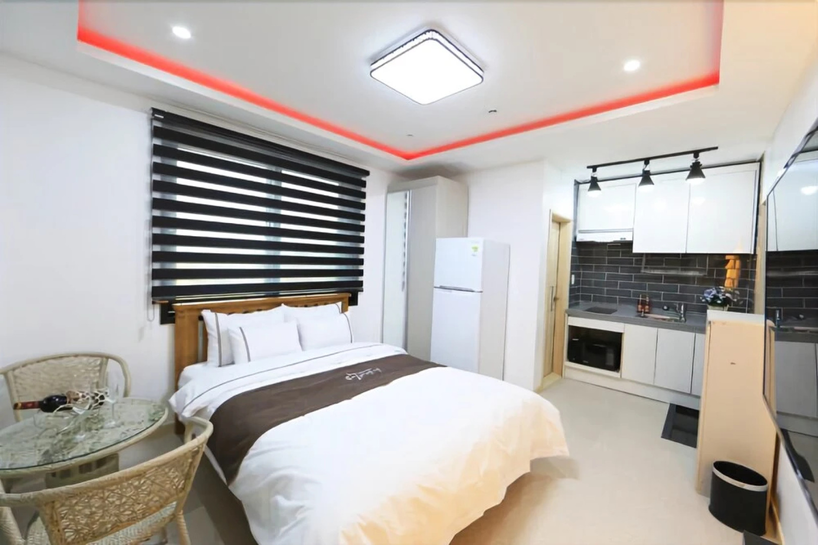 Boryeong Jewelry Pension