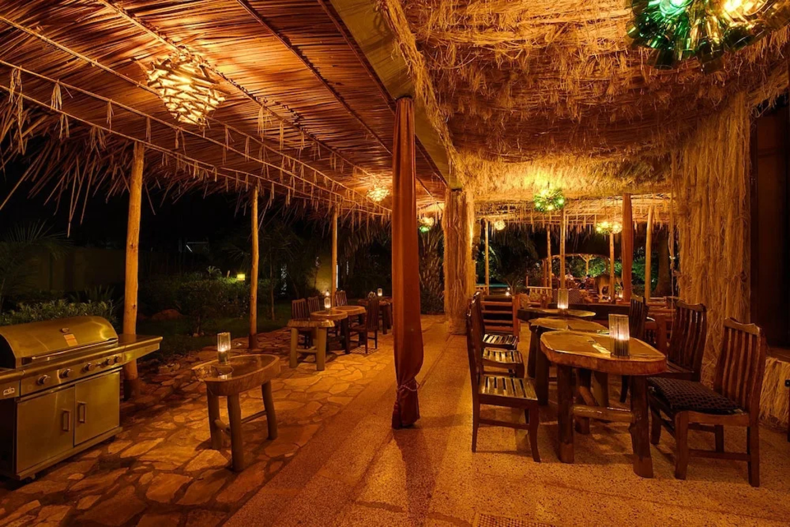 Source Of The Smile Hotel & Guesthouse