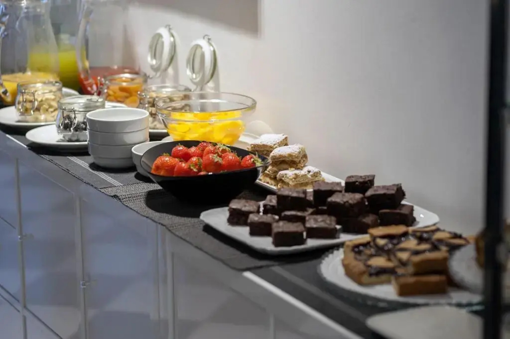 Отель Studio Inn Centrale & Milano Urban Padel