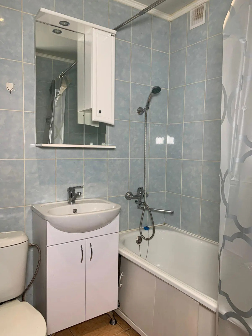 Хоум Отель на ул. Институтская, д. 7