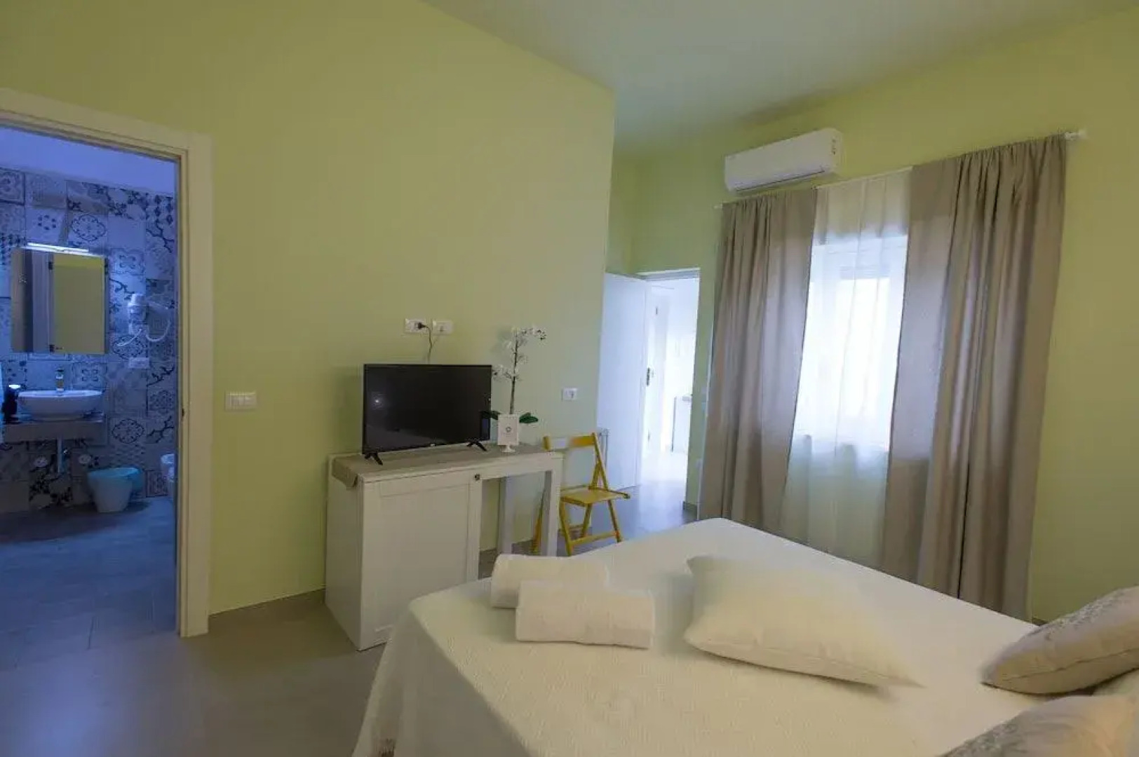 Luci del Salento Guest House