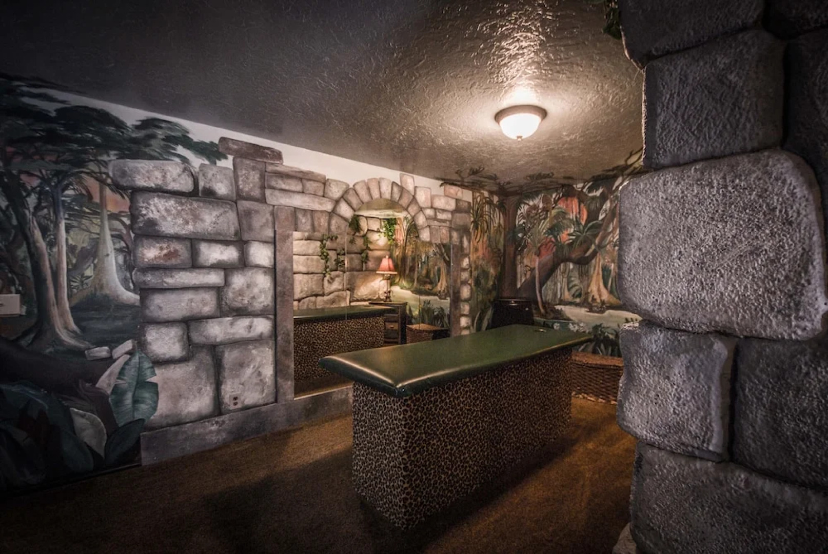 The Anniversary Inn Logan