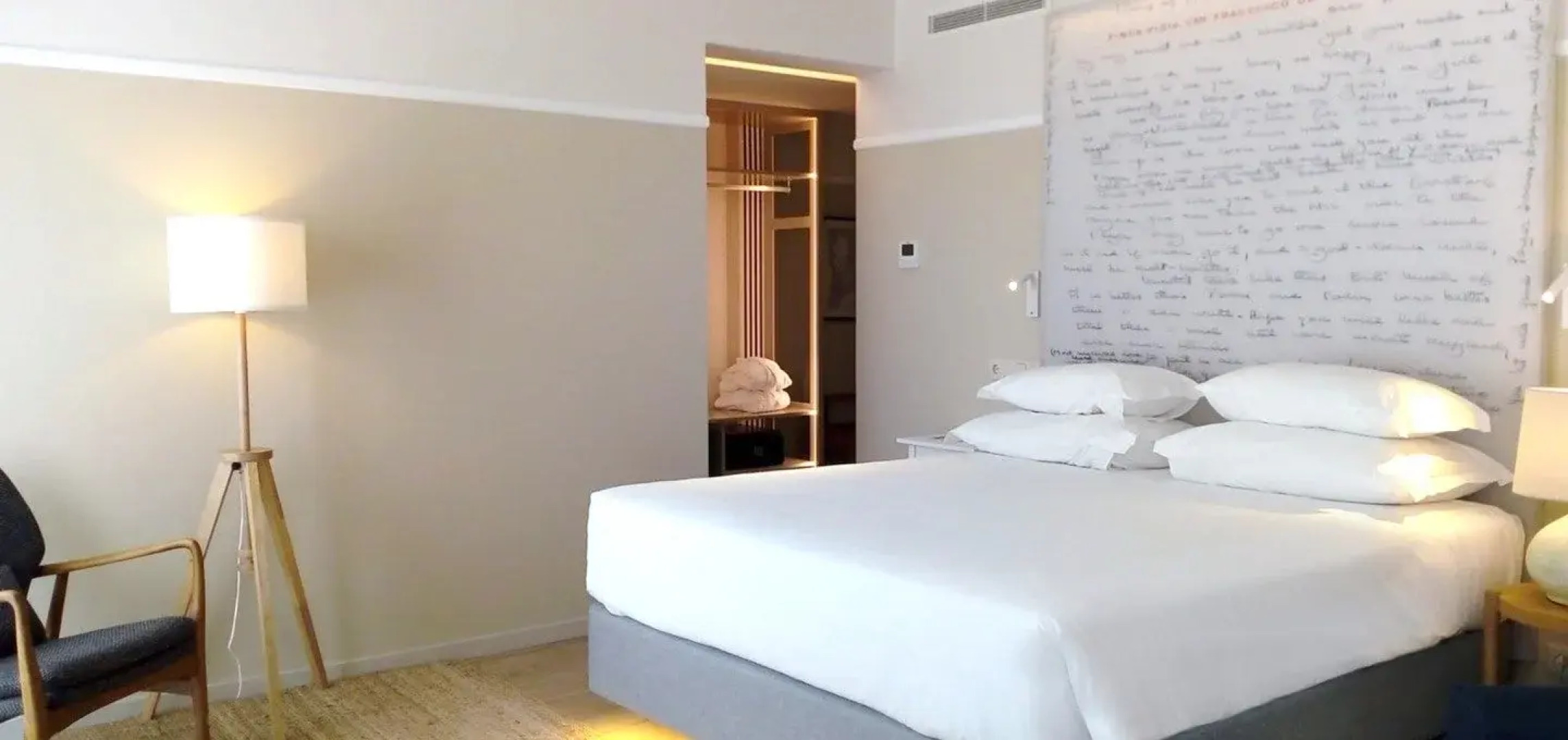 Pestana Fisherman Village