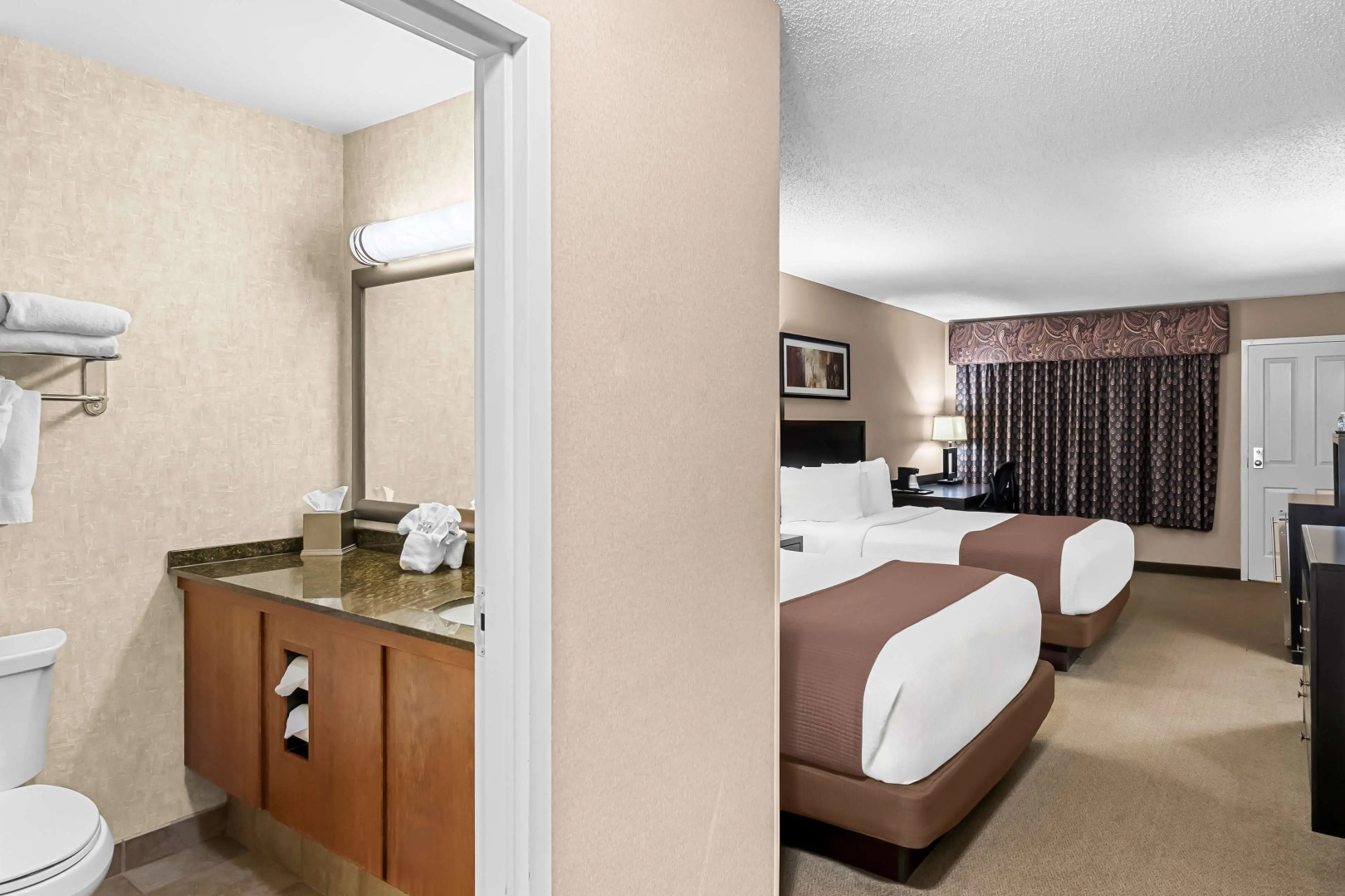 Heartland Inn & Suites, Surestay Collection By Best Western