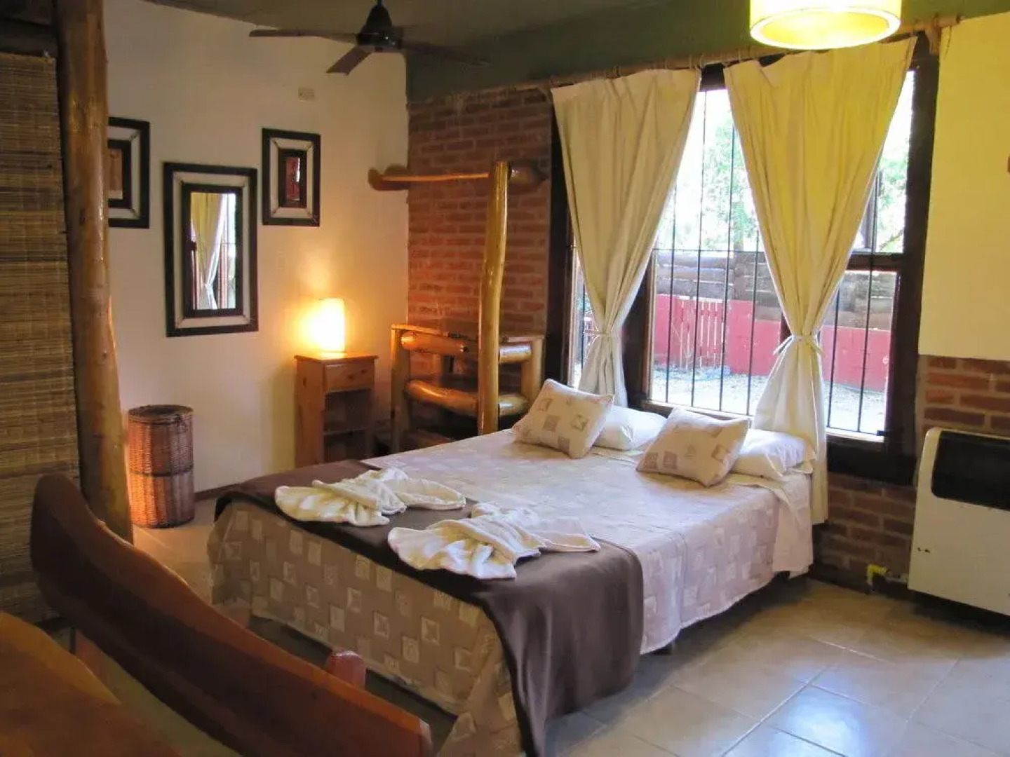 Loma Escondida Apart Cabañas & Spa