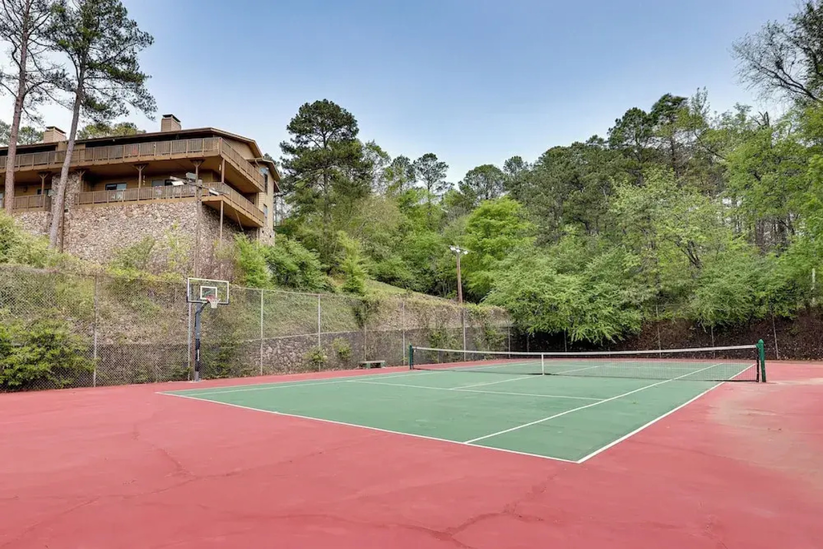 4 Mi to Hot Springs Nat'l Park: Arkansas Condo