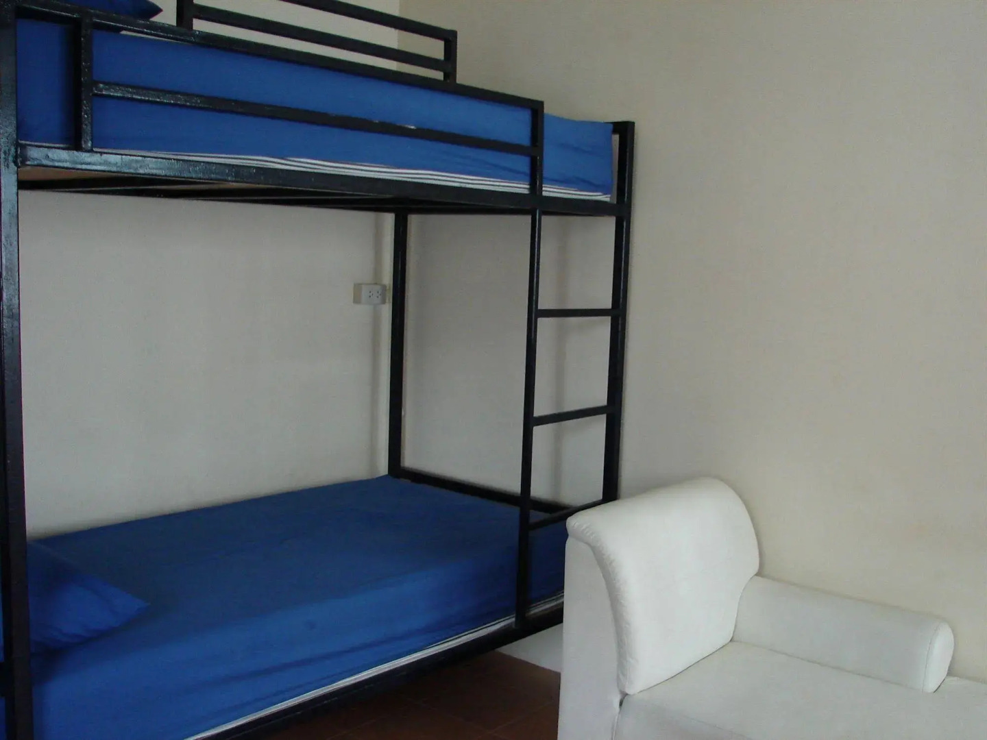 Center Point Dorm Room