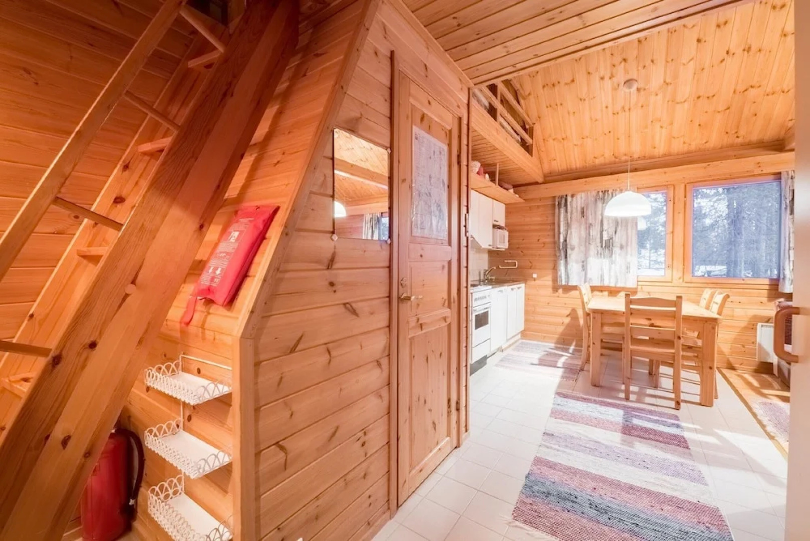 Jeris Hotel & Cabins