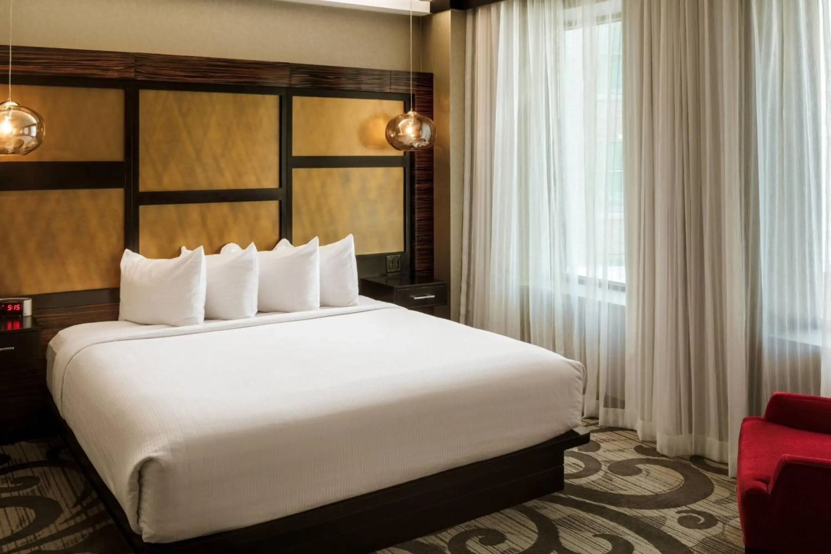 Metropolitan at The 9, Autograph Collection