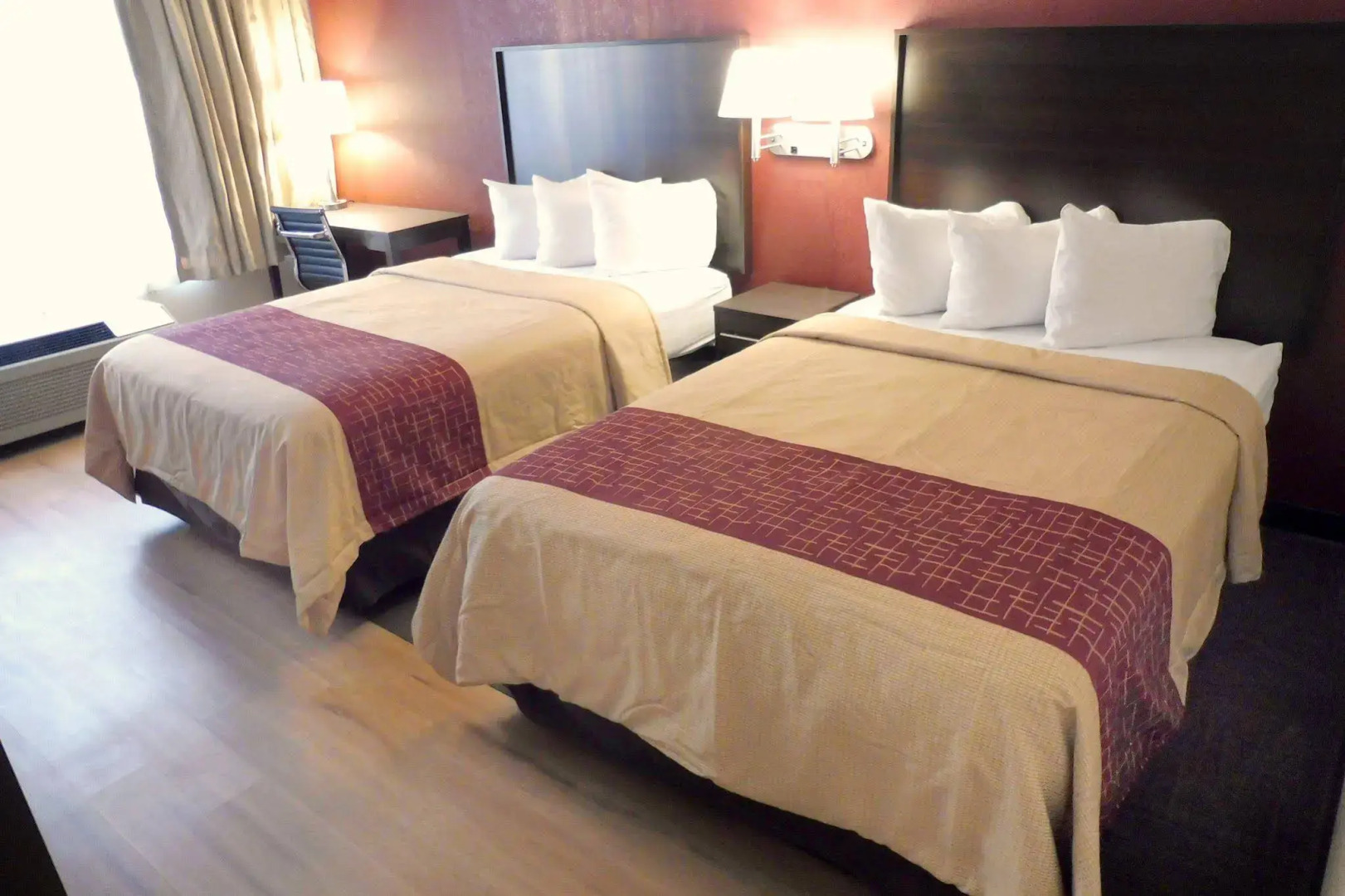 HomeTowne Studios by Red Roof & Conference Center Cortland