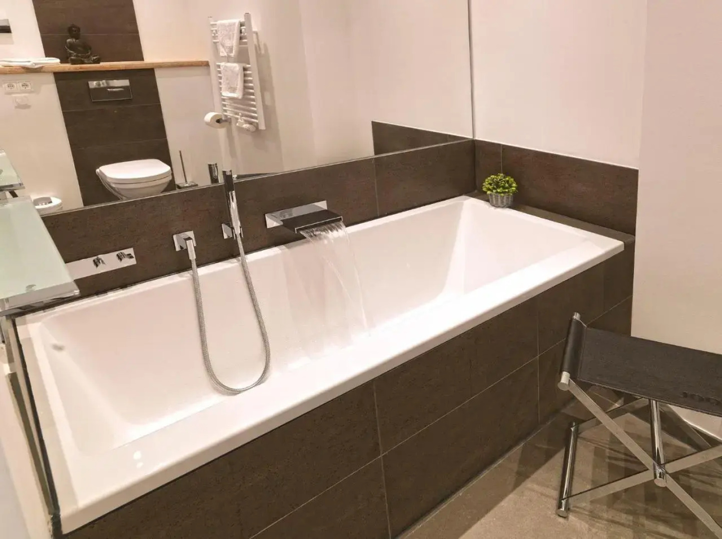 Waterview Cloud - a16737