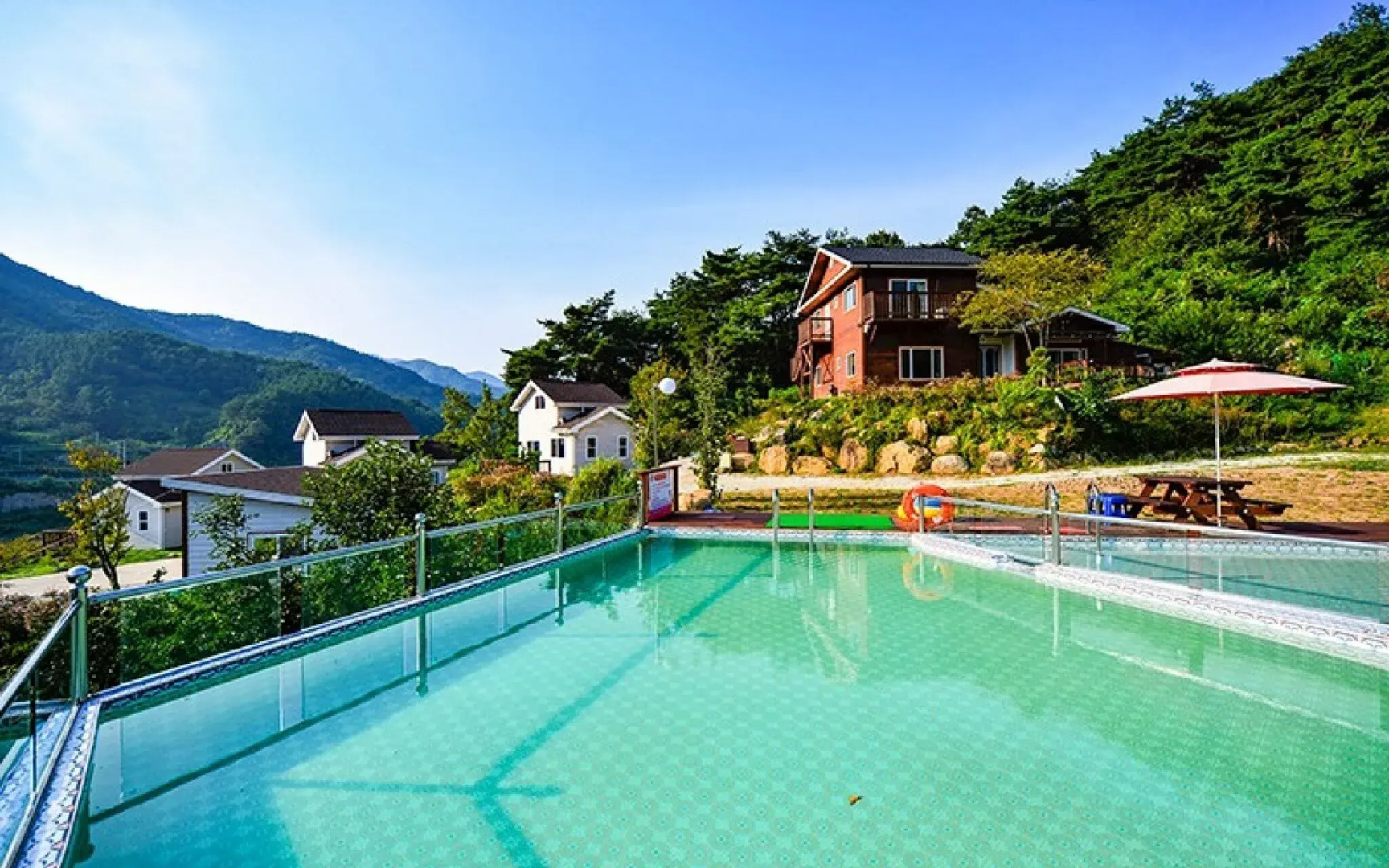 Gurye Seomjingang Pension