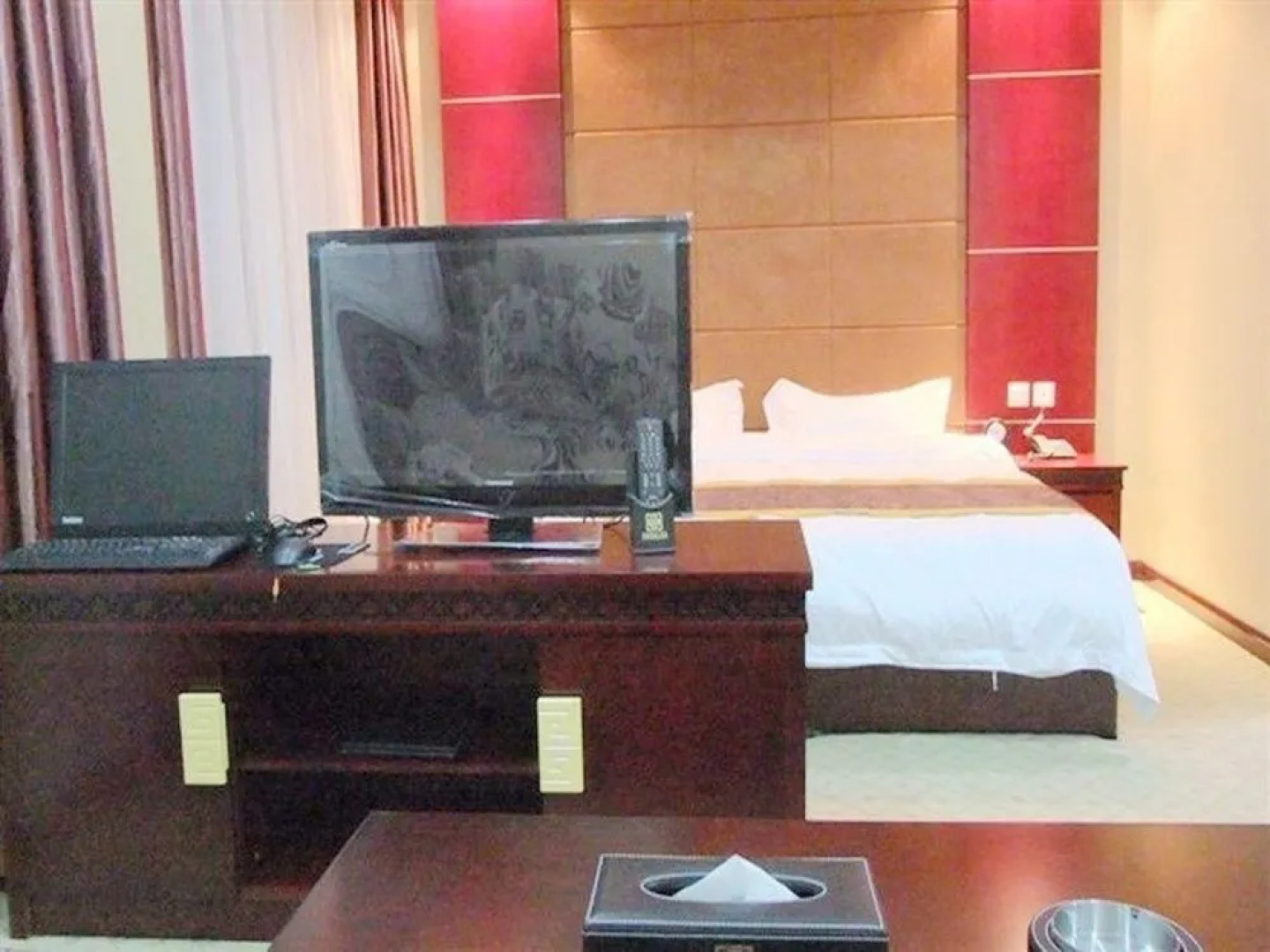 Xiyue International Hotel - Huashan