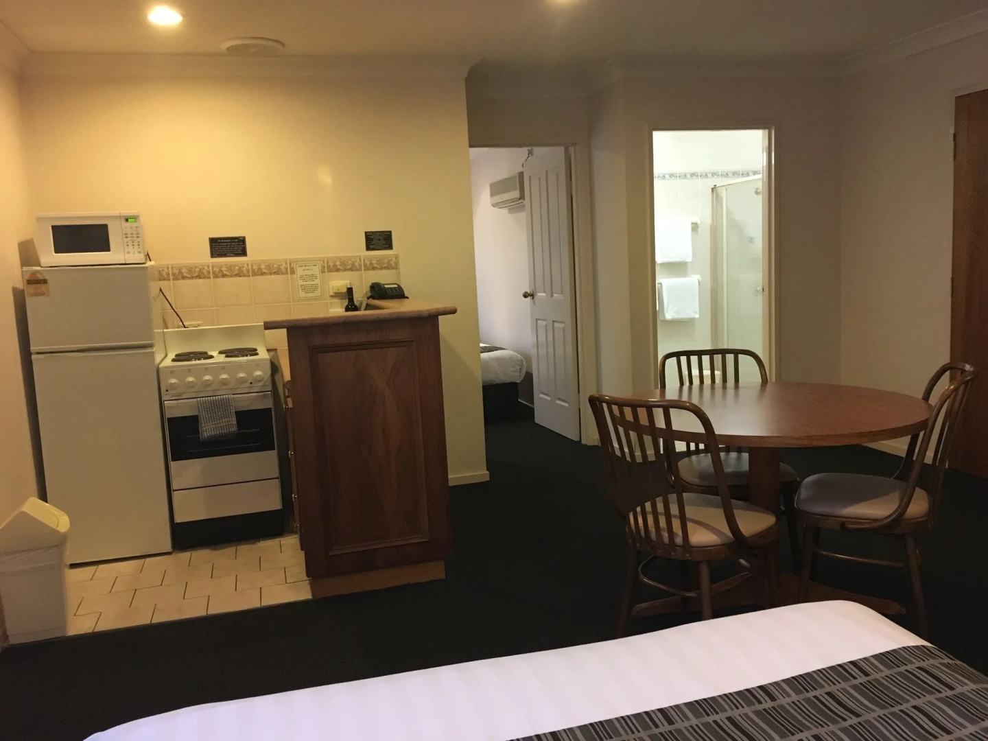 Best Western Ambassador Motor Inn & Apartments