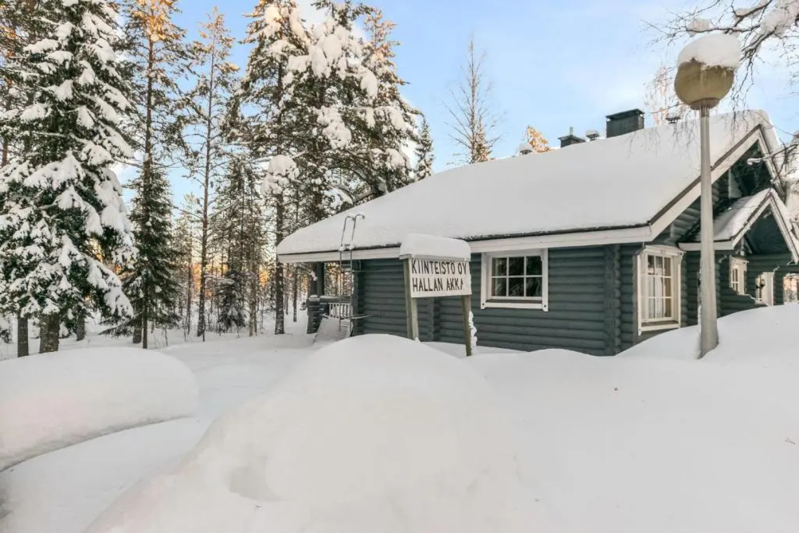 Hallan Akka Apartments