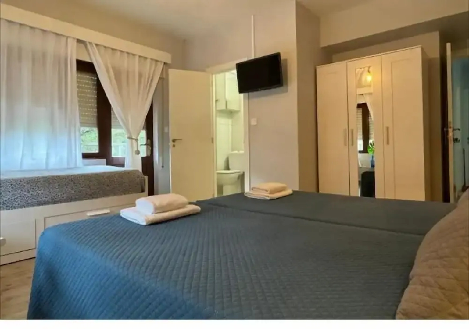 Hostal Barco da Vella