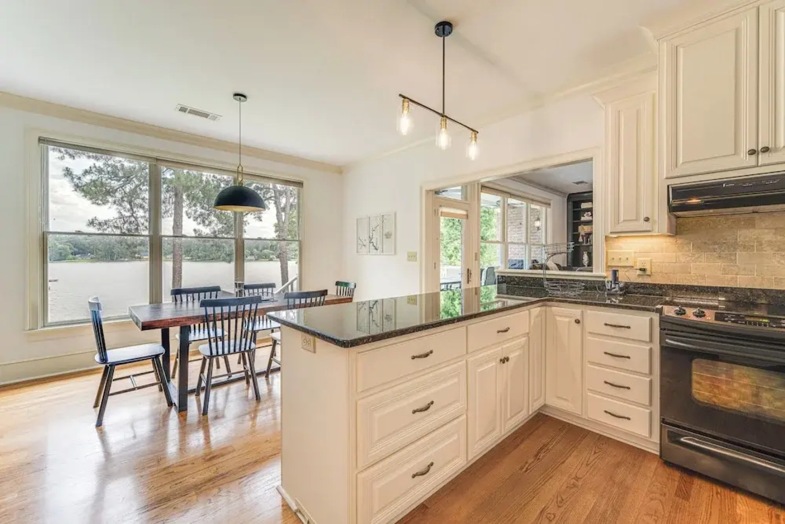 Minnow 1 1 Bedroom Cottage by RedAwning