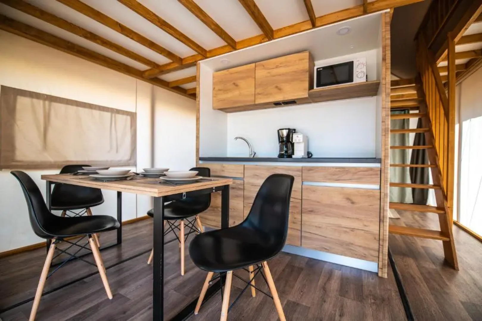 Arena One 99 Glamping