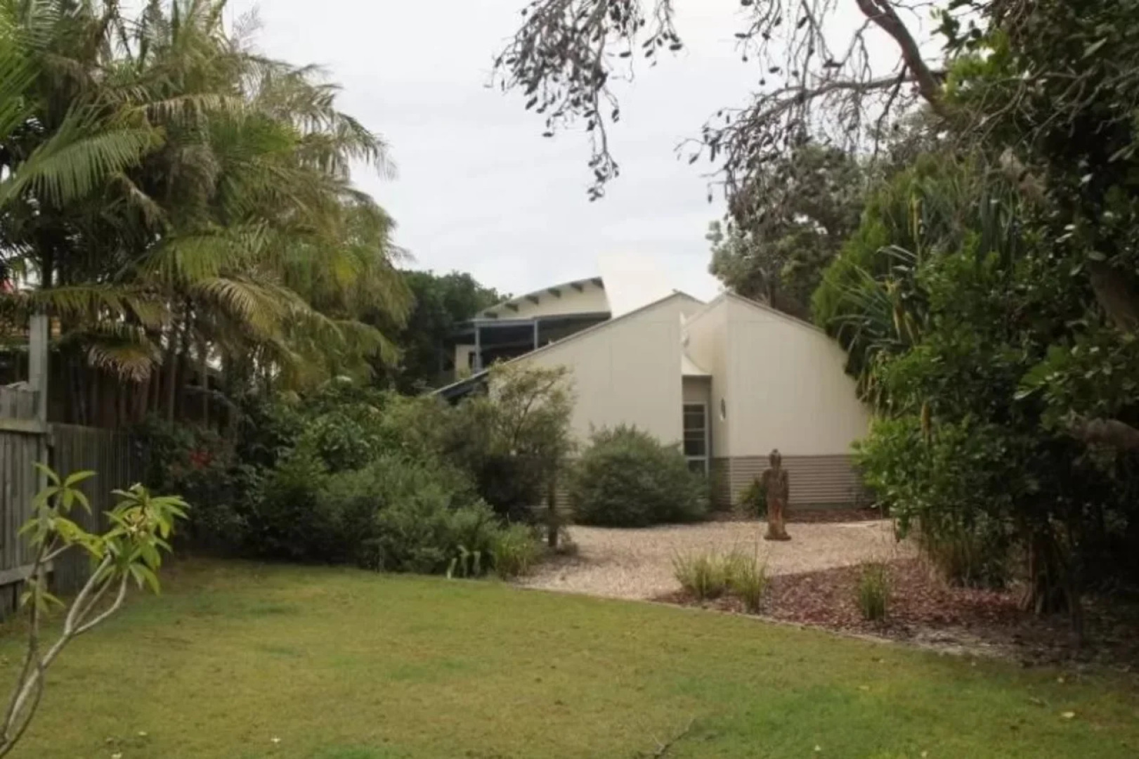 Beach House @ Tallows