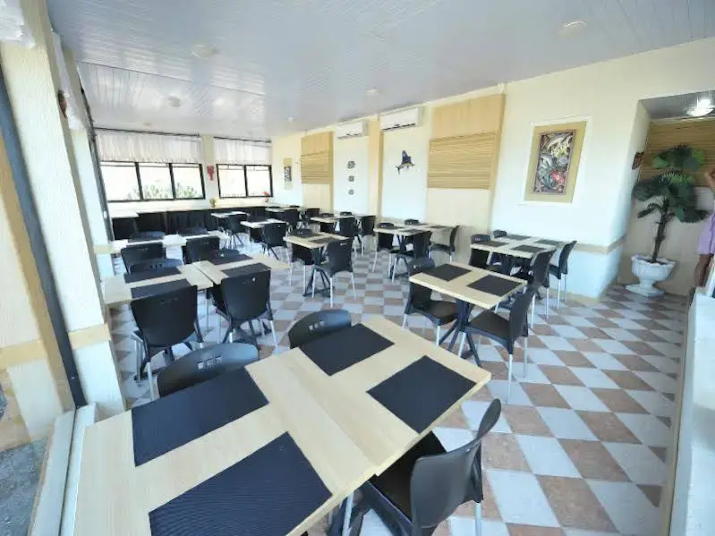 Sol Plaza Apartments