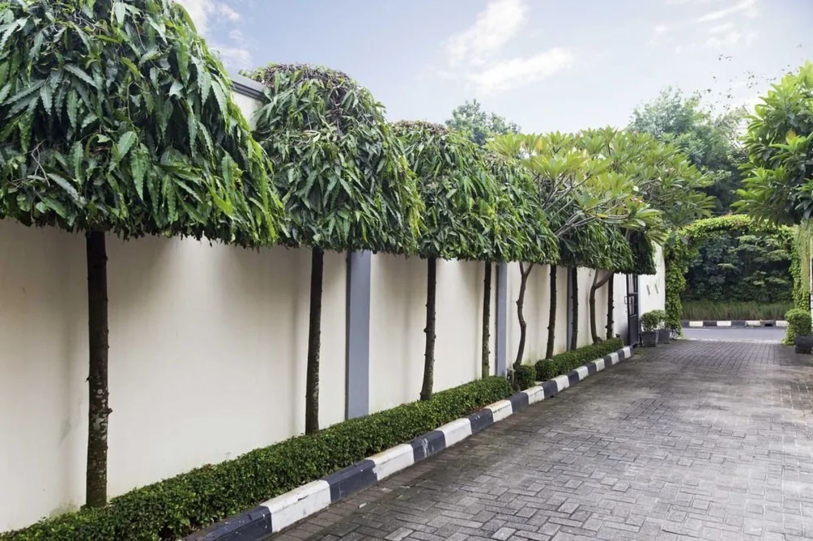 RedDoorz Kemang Ampera