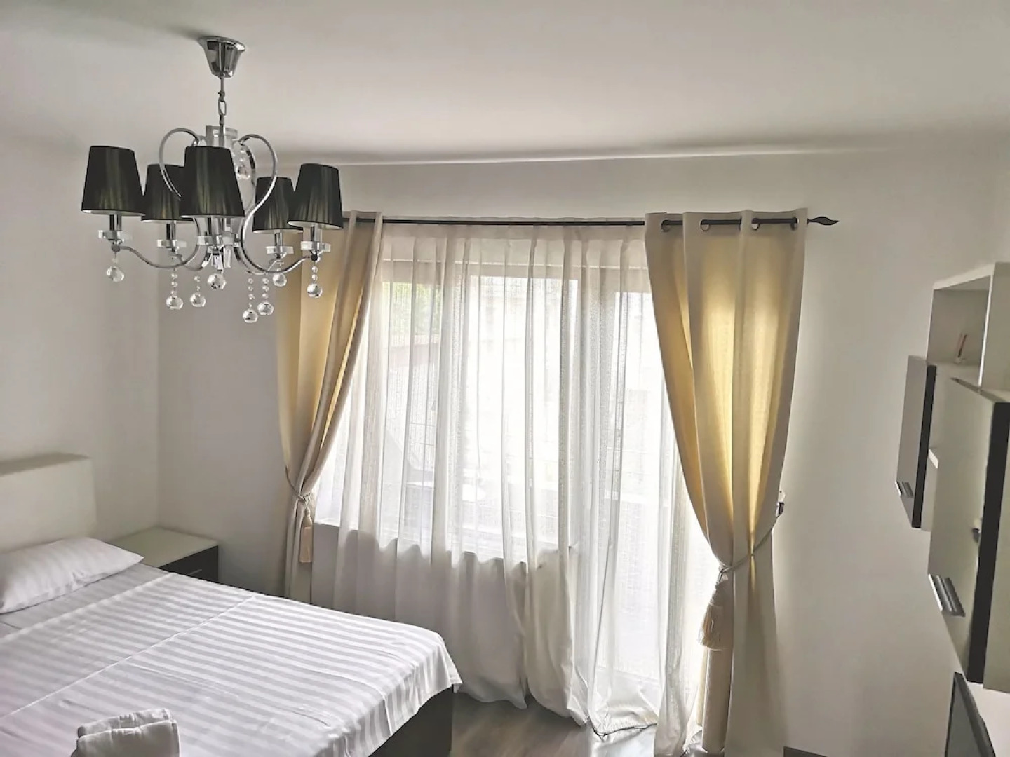 Casa Bella Apartments