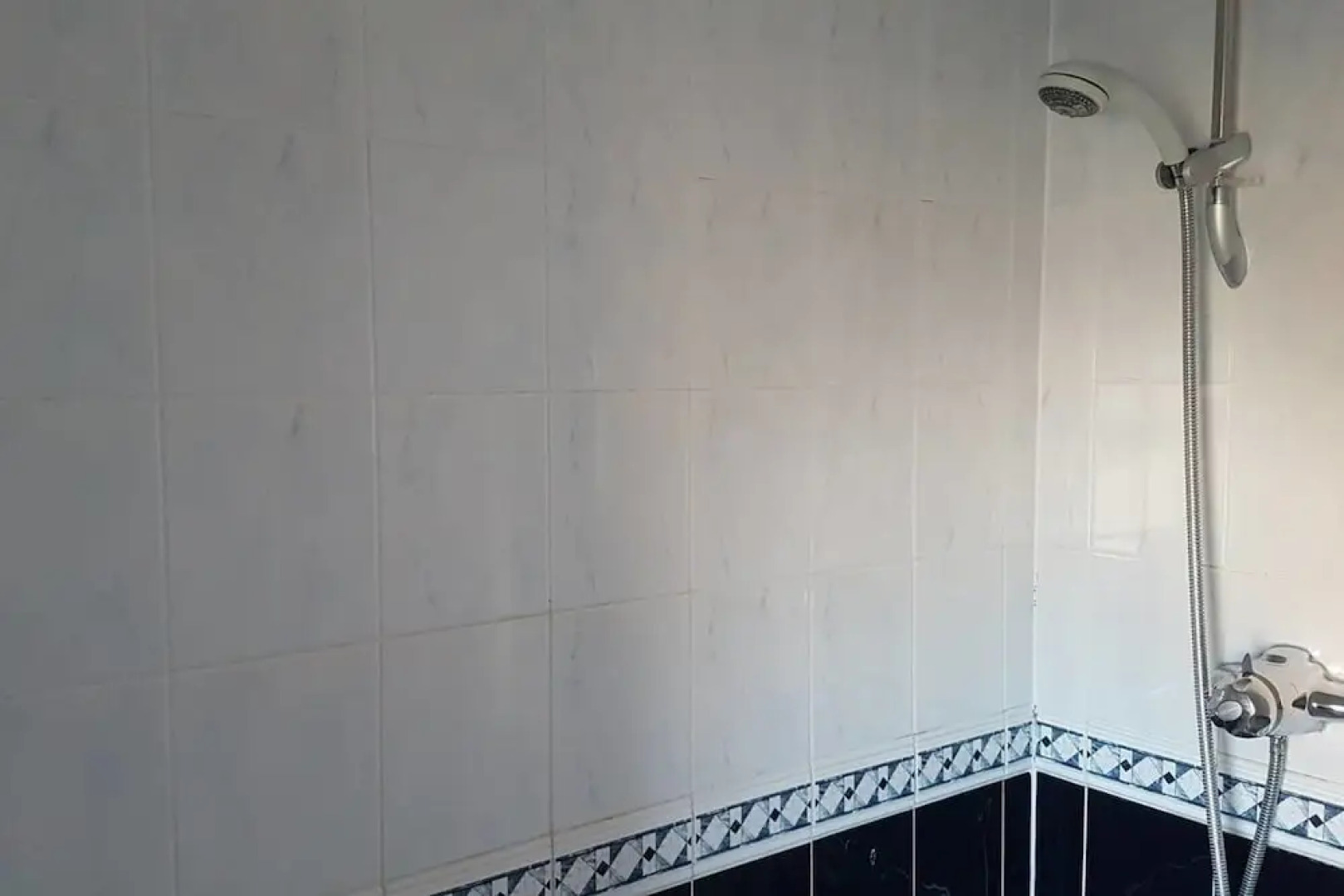 Comfortable 2 Bedroom Apt