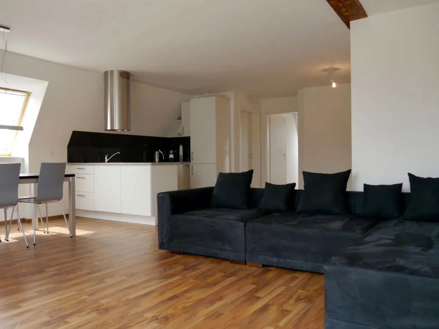 AIRSTAY Exclusive Apartments Hotel