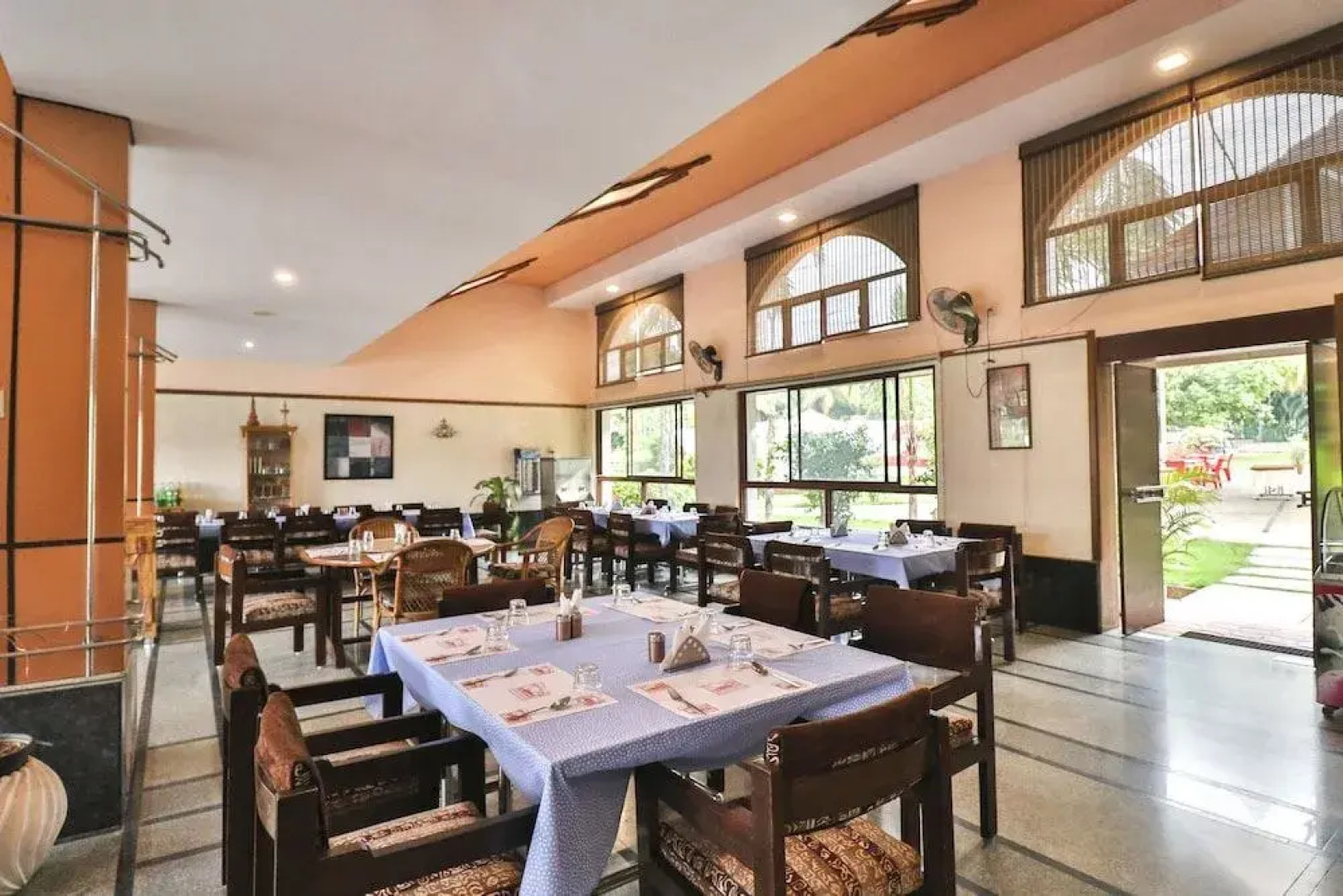 Holiday Palms by OYO Rooms