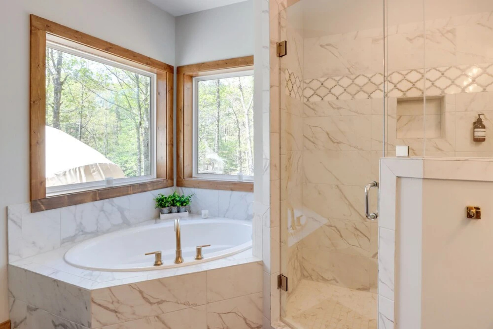 'lakeside Paradise' in Ellijay: Hot Tub, Fire Pit