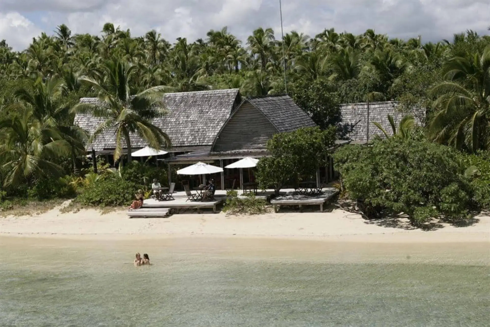 Fafa Island Resort