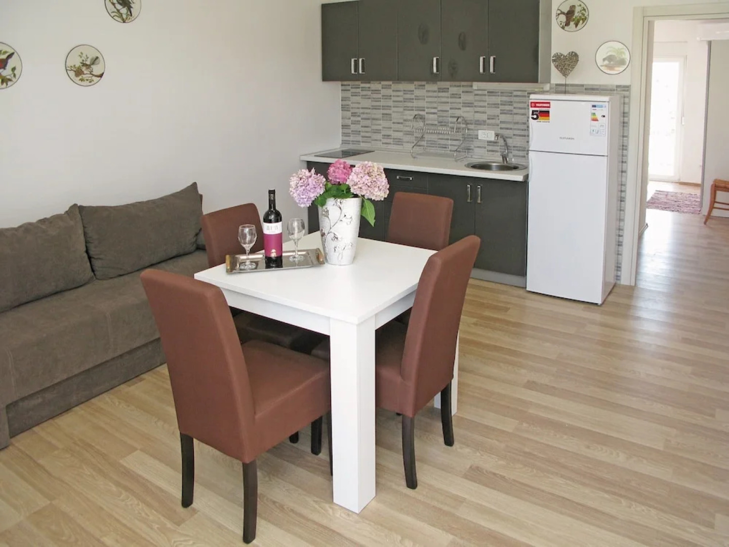 A1 - Modern apt With Balcony, sea View & Parking