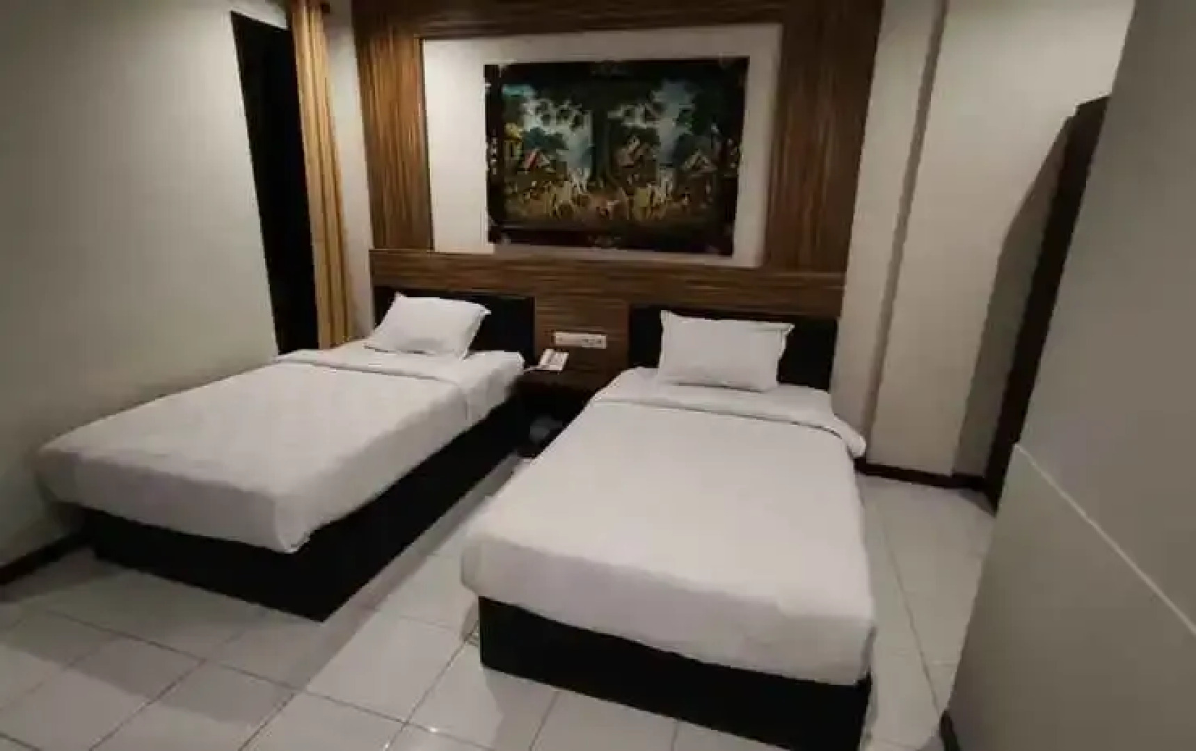 Mirabell Hotel & Convention Hall