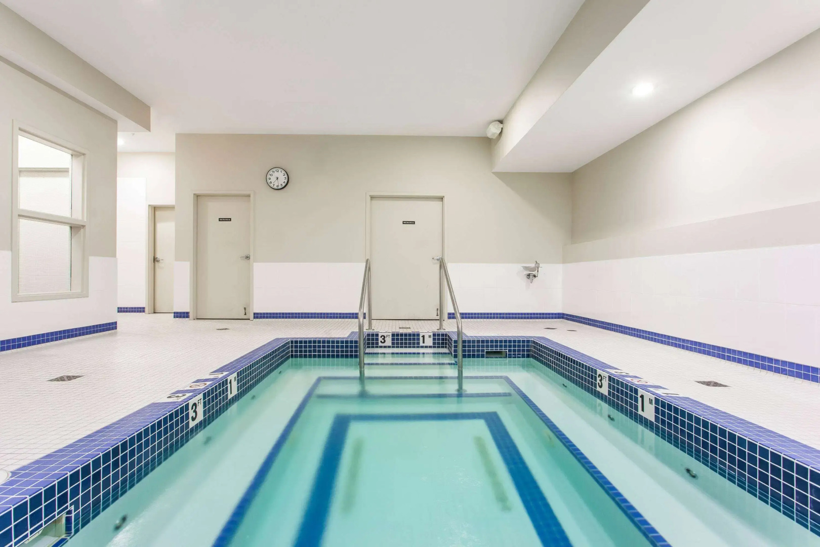 Super 8 by Wyndham Kamloops On The Hill