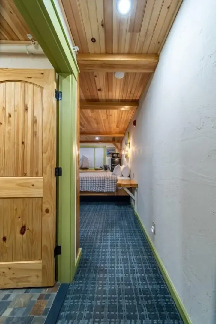 Downtown Camden Hotel